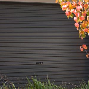 Single Roller Door - Monument